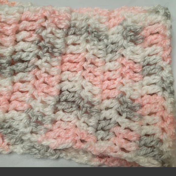 Handmade Crochet Beanie Hat And Scarf pink gray white - Picture 5 of 12